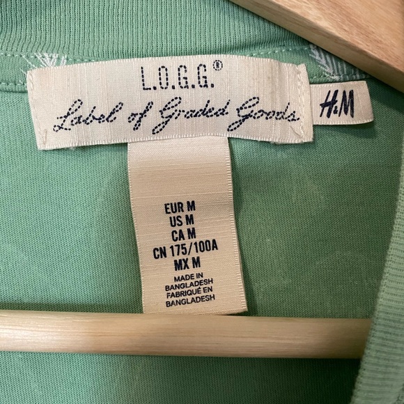 H&M tee - Picture 3 of 3